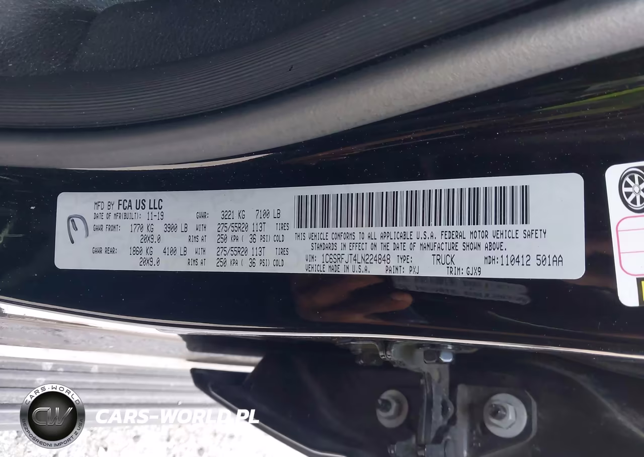 2020 Ram 1500 Laramie 4X4 5'7 Box VIN:1C6SRFJT4LN224848 - 9