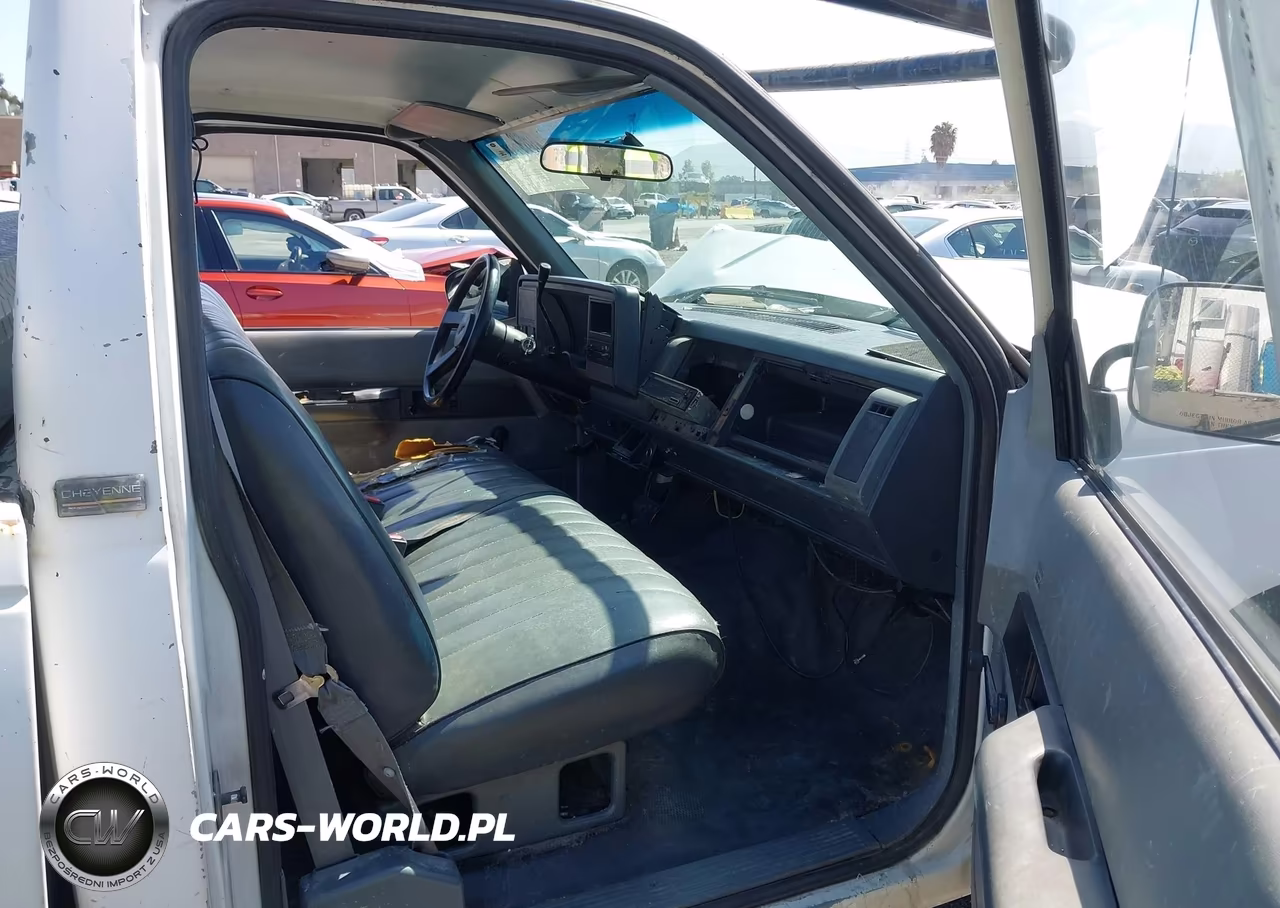 1989 Chevrolet Gmt-400 C2500 VIN:2GCFC24K2K1137151 - 8