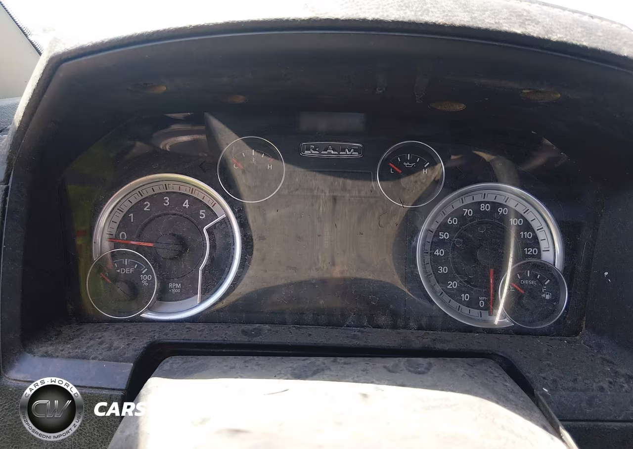 2015 Ram 2500 Laramie VIN:3C6UR5NL5FG644838 - 7