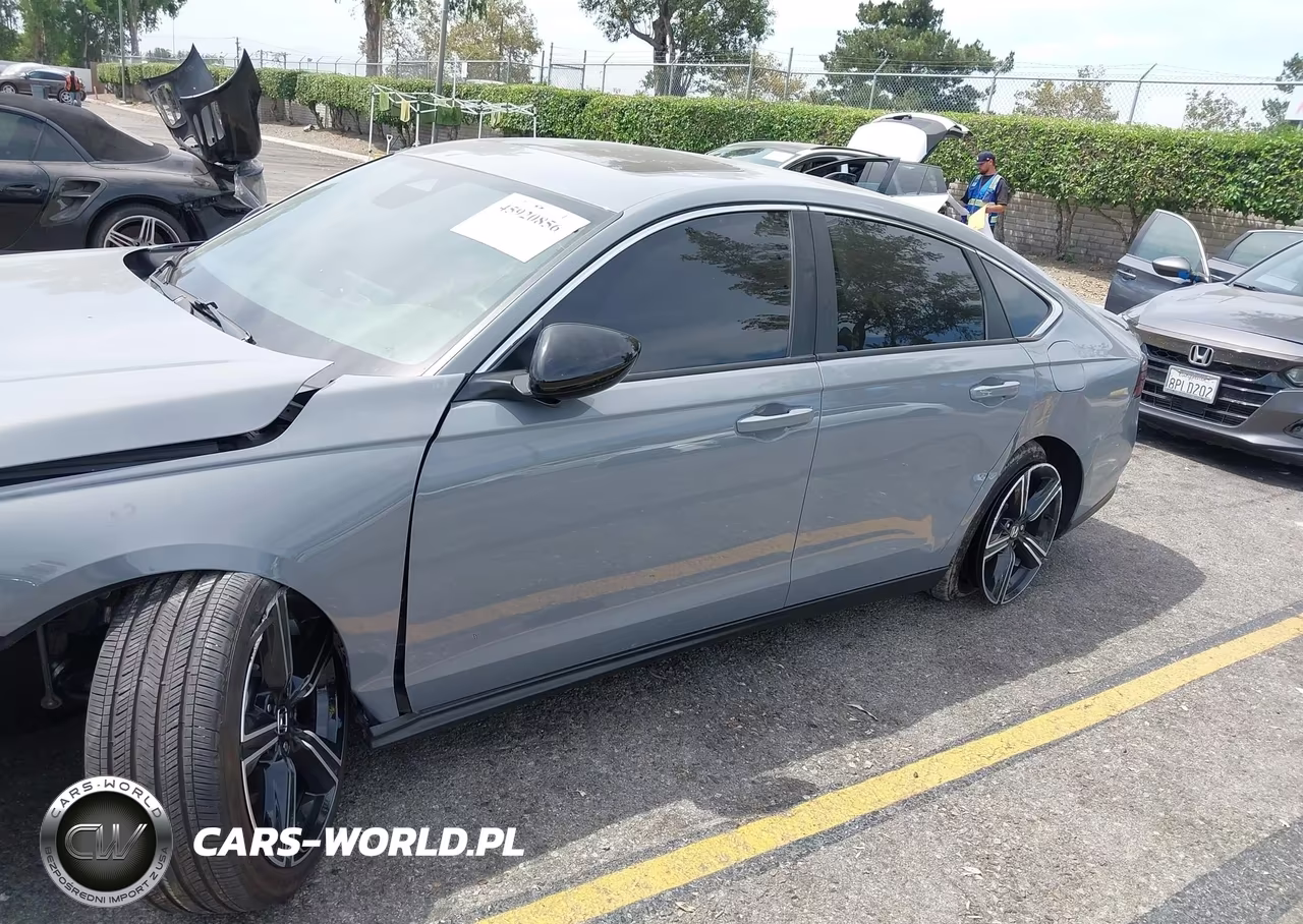 2025 Honda Accord Hybrid Sport VIN:1HGCY2F52SA062065 - 12