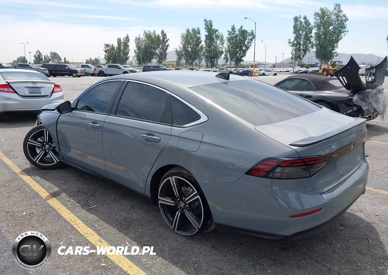 2025 Honda Accord Hybrid Sport VIN:1HGCY2F52SA062065 - 3