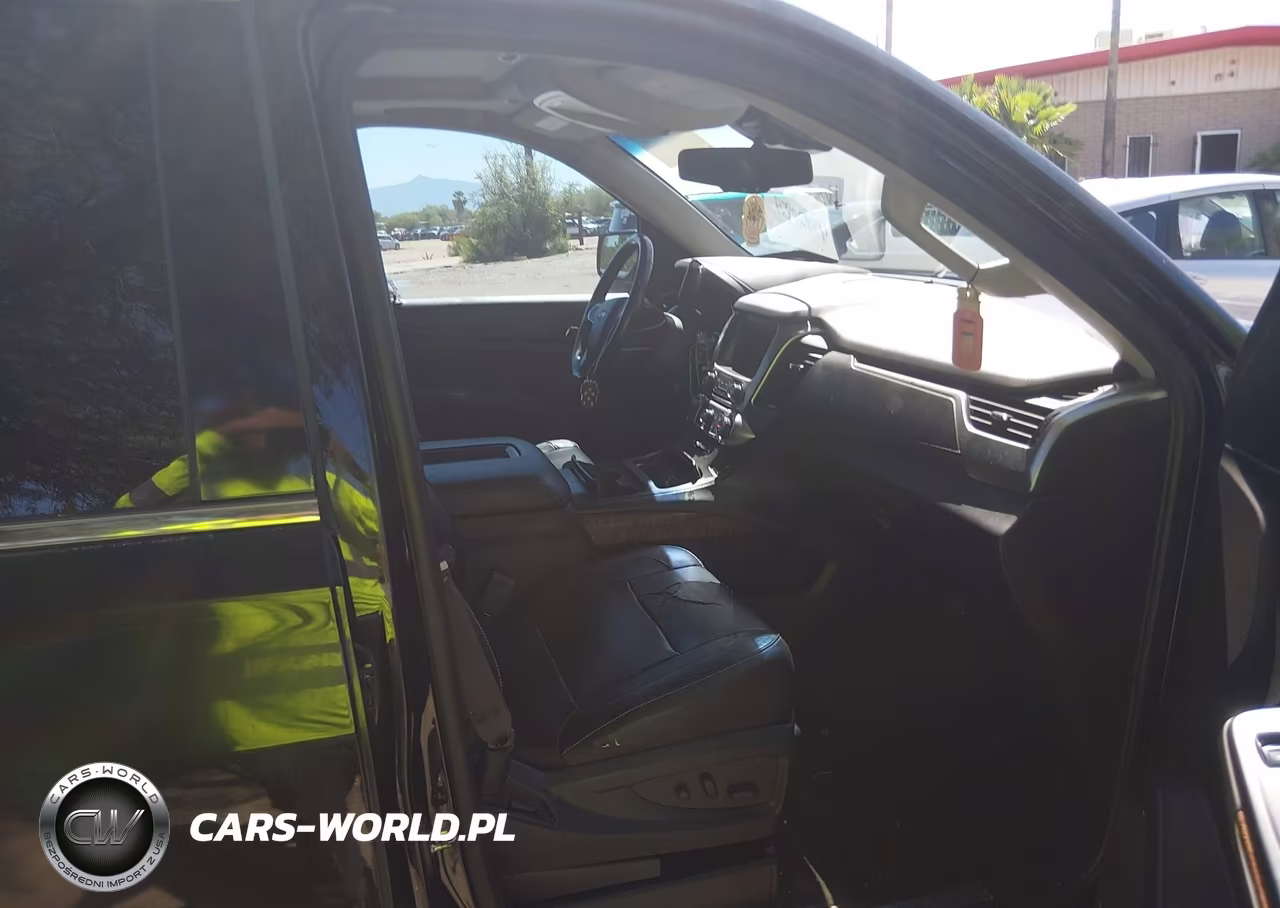 2015 Chevrolet Tahoe Ltz VIN:1GNSKCKC2FR108014 - 5