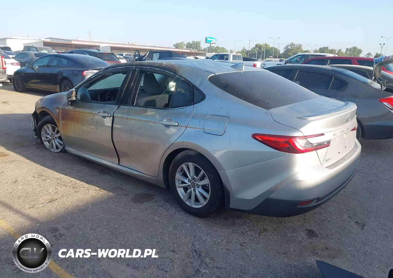2025 Toyota Camry Le VIN:4T1DAACK2SU057342 - 3