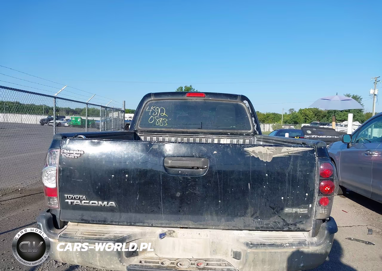 2013 Toyota Tacoma VIN:5TFUX4EN1DX018366 - 16