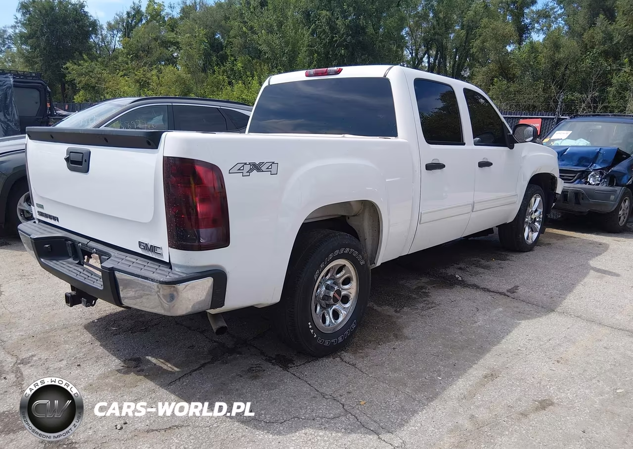 2010 GMC Sierra 1500 Sl VIN:3GTRKUEA4AG223648 - 4