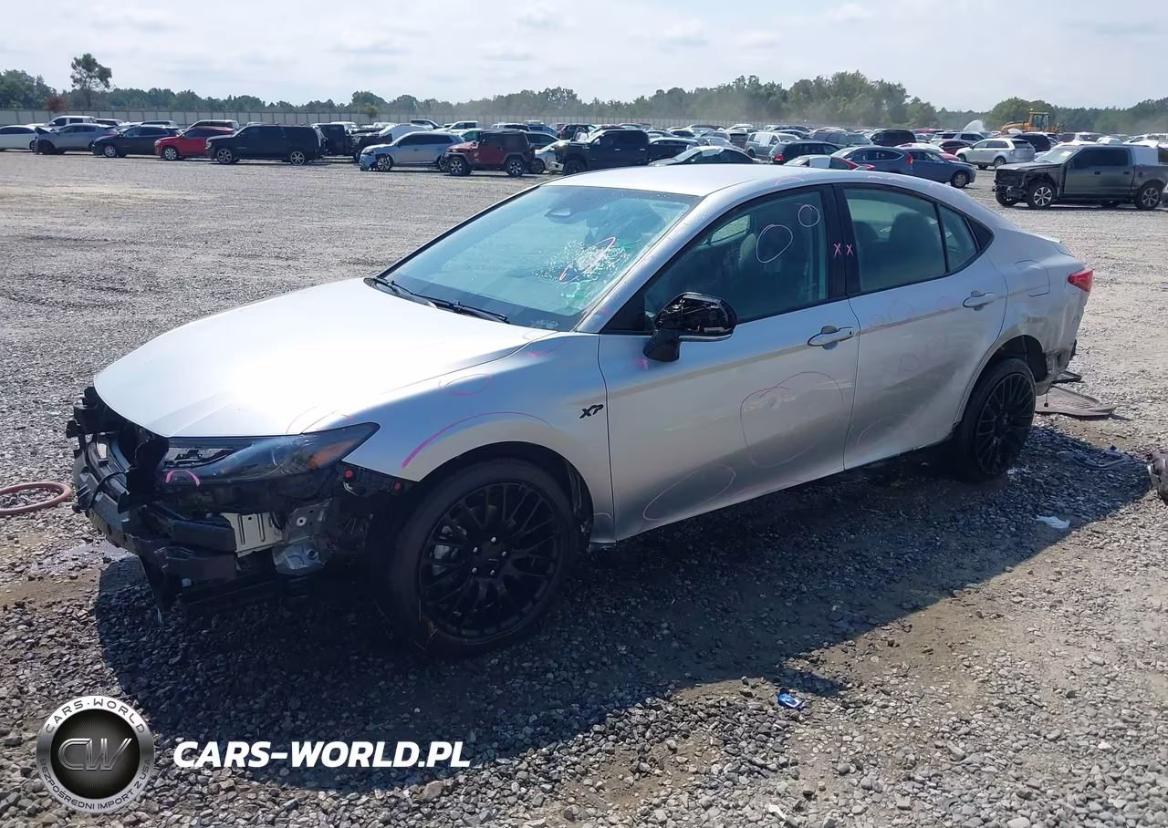 2025 Toyota Camry Le VIN:4T1DAACK8SU589095 - 2
