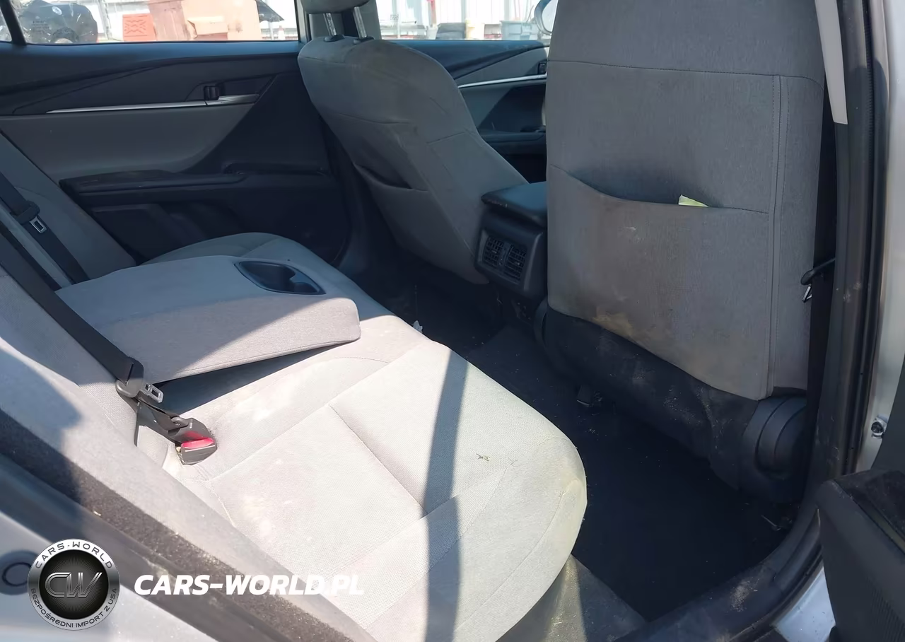 2025 Toyota Camry Le VIN:4T1DAACK8SU589095 - 8