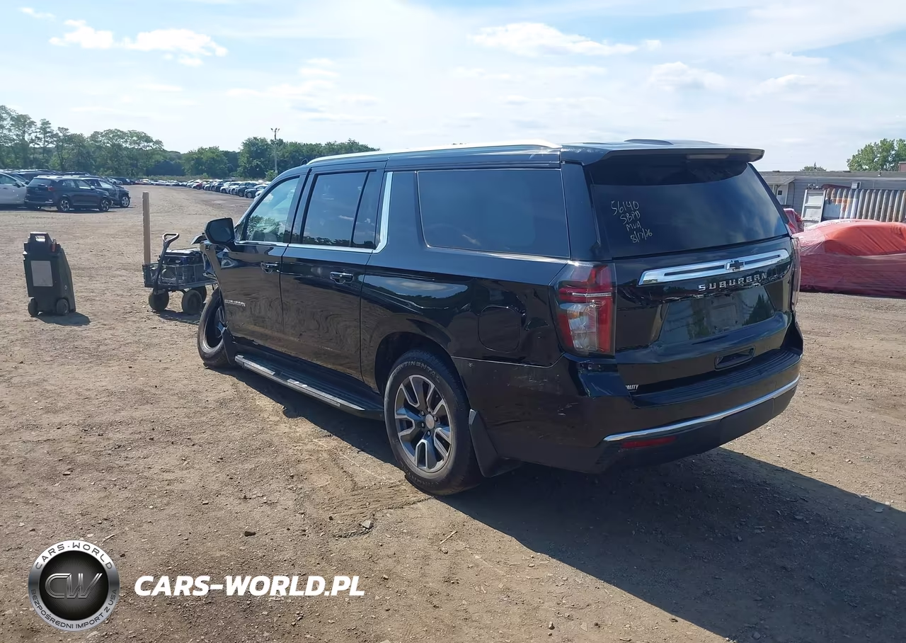 2024 Chevrolet Suburban 4Wd Ls VIN:1GNSKBKD3RR213894 - 3