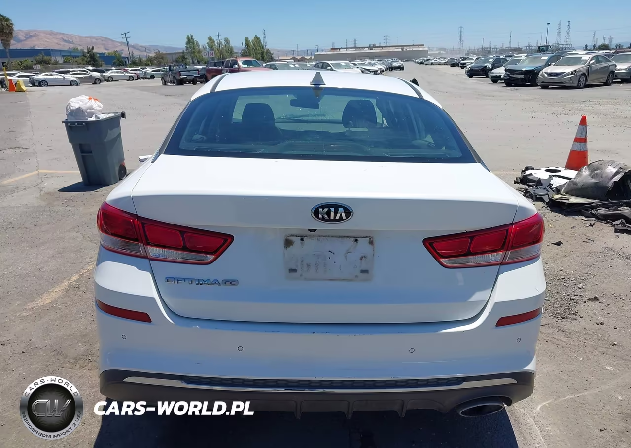2019 Kia Optima Lx VIN:5XXGT4L36KG335753 - 16