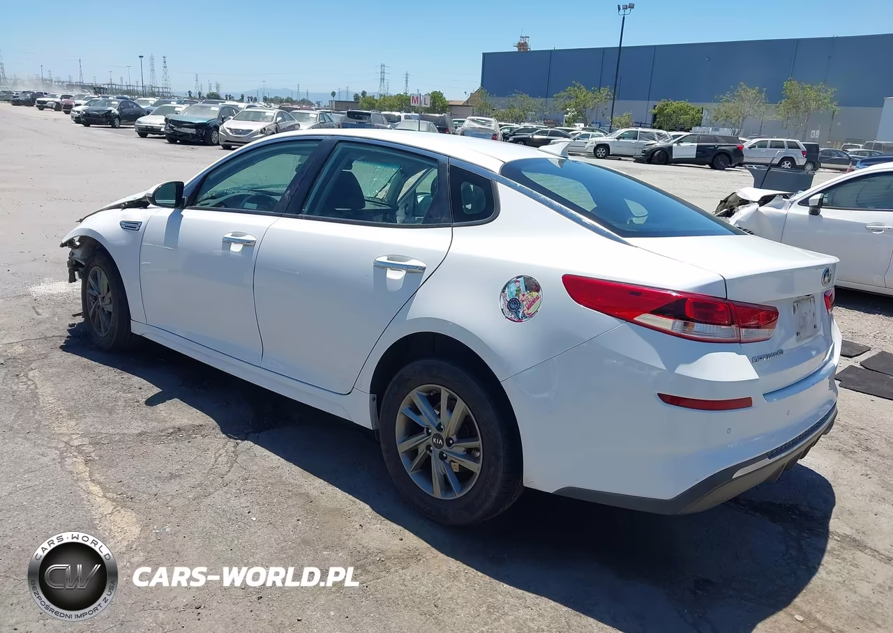 2019 Kia Optima Lx VIN:5XXGT4L36KG335753 - 3