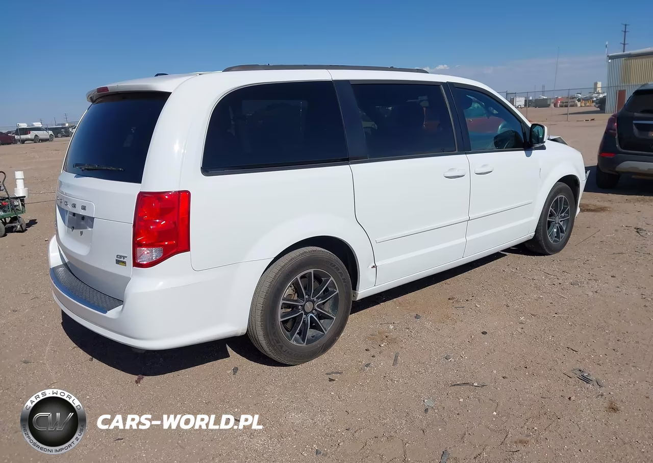 2017 Dodge Grand Caravan Gt VIN:2C4RDGEG3HR790390 - 4