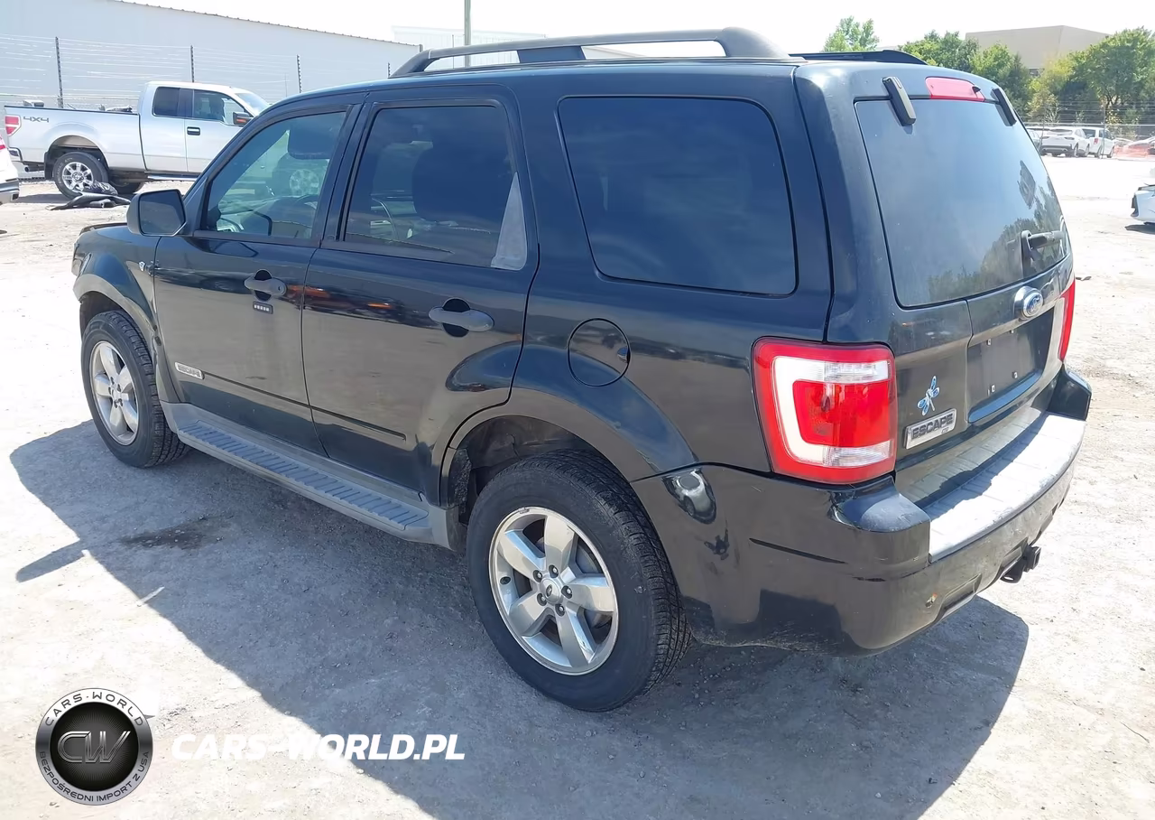 2008 Ford Escape Xlt VIN:1FMCU03128KA97266 - 3