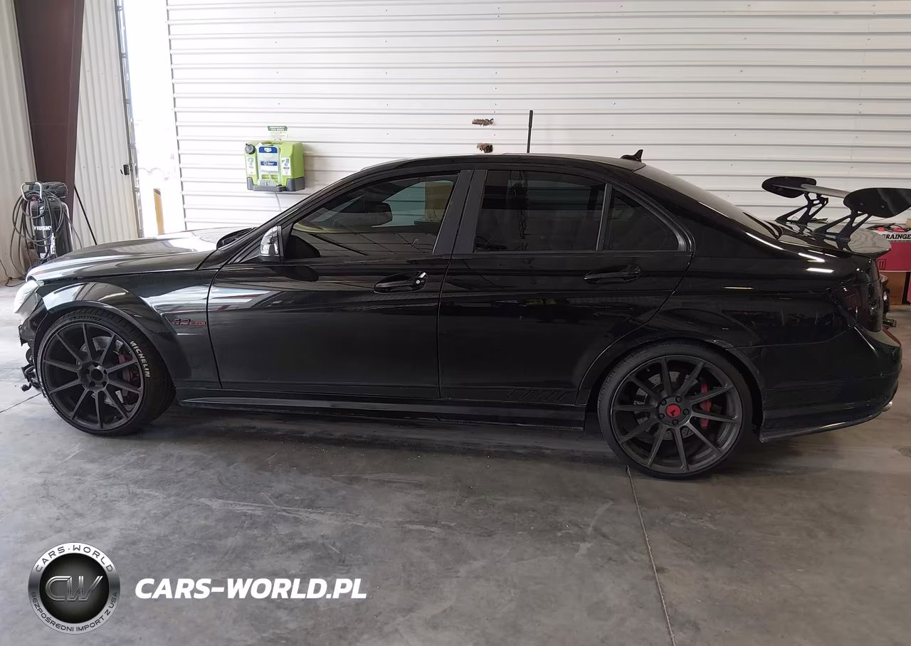 2009 Mercedes-Benz C 63 Amg VIN:WDDGF77X29F215484 - 15