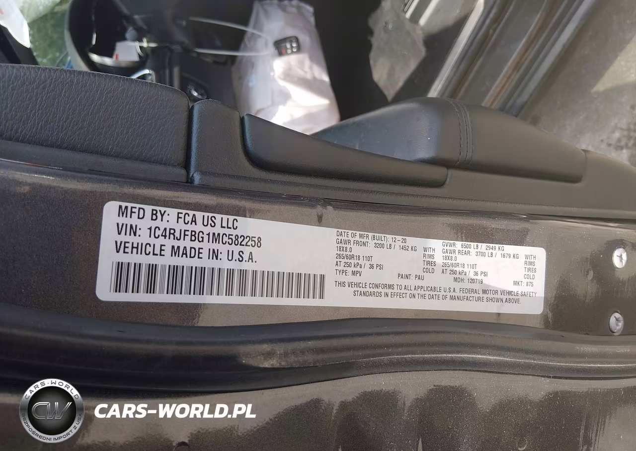 2021 Jeep Grand Cherokee Limited 4X4 VIN:1C4RJFBG1MC582258 - 9
