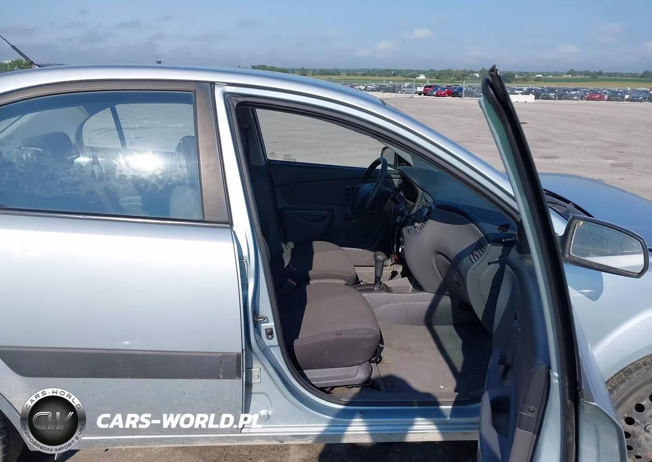 2006 Kia Rio Lx VIN:KNADE123466067719 - 5