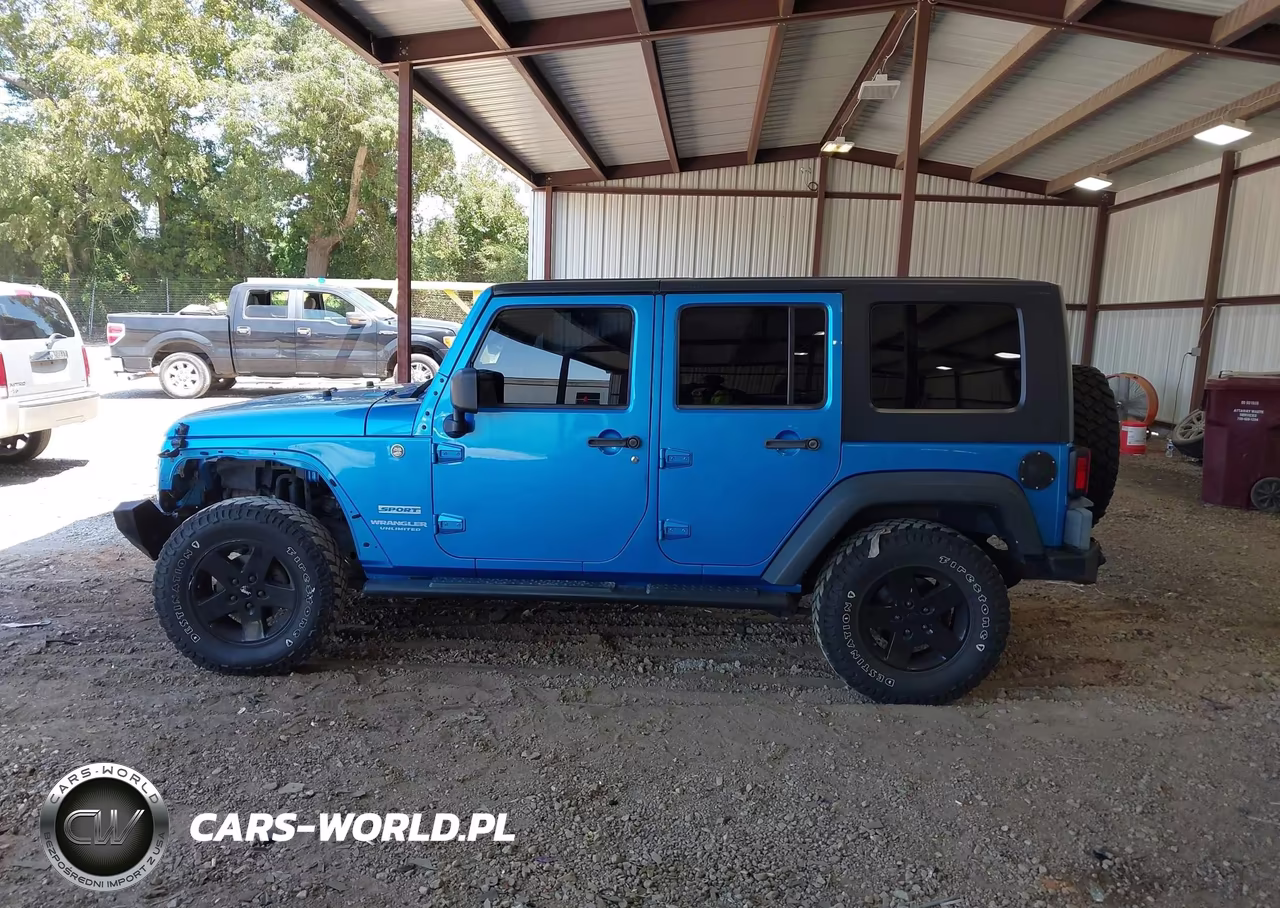 2010 Jeep Wrangler Unlimited Sport VIN:1J4BA3H14AL103226 - 15