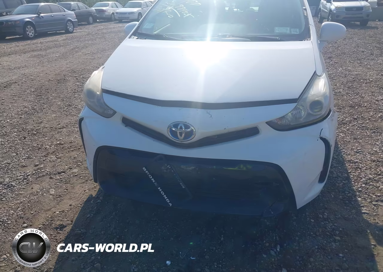 2015 Toyota Prius V Two VIN:JTDZN3EU9FJ017419 - 12