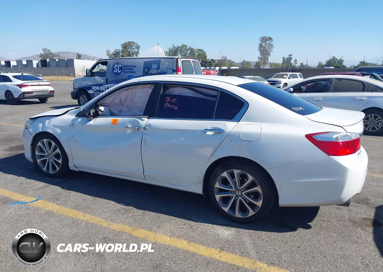 2015 Honda Accord Sport VIN:1HGCR2F58FA041630 - 14