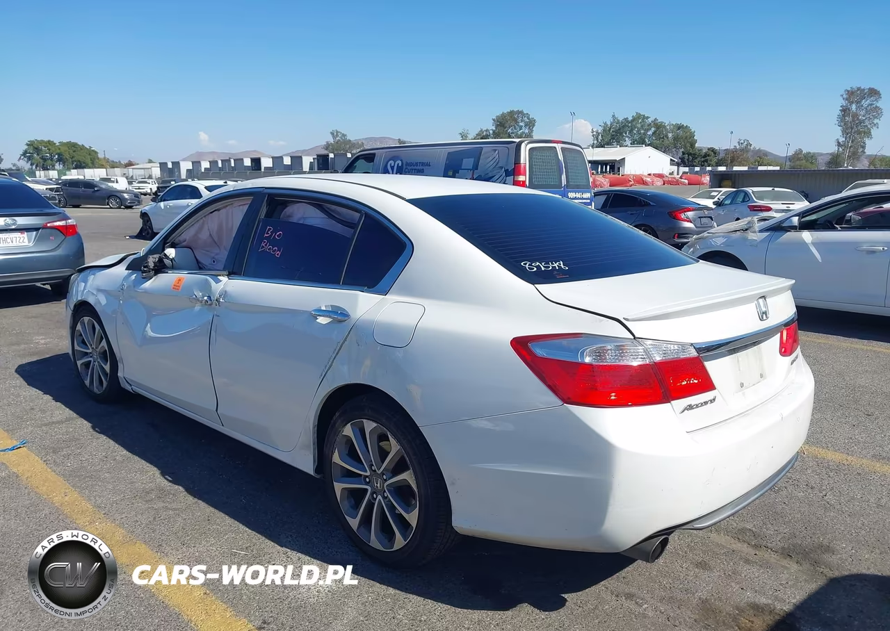 2015 Honda Accord Sport VIN:1HGCR2F58FA041630 - 3