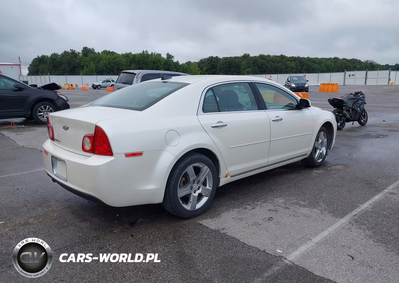 2012 Chevrolet Malibu 1Lt VIN:1G1ZC5E0XCF225802 - 4