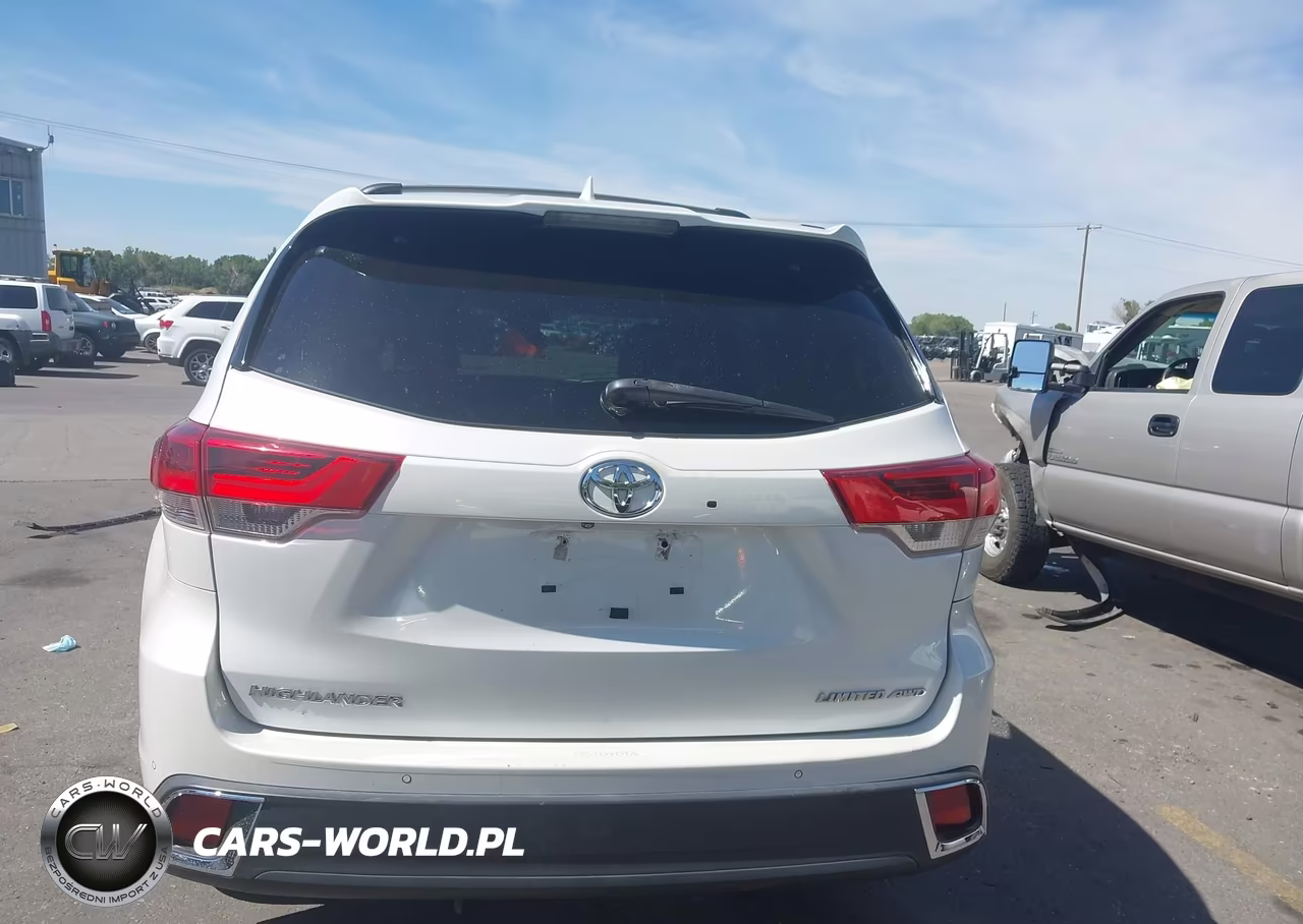 2017 Toyota Highlander Limited VIN:5TDDZRFH5HS444475 - 17