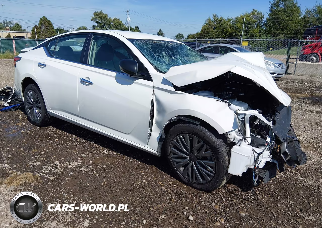 2025 Nissan Altima Sv Fwd