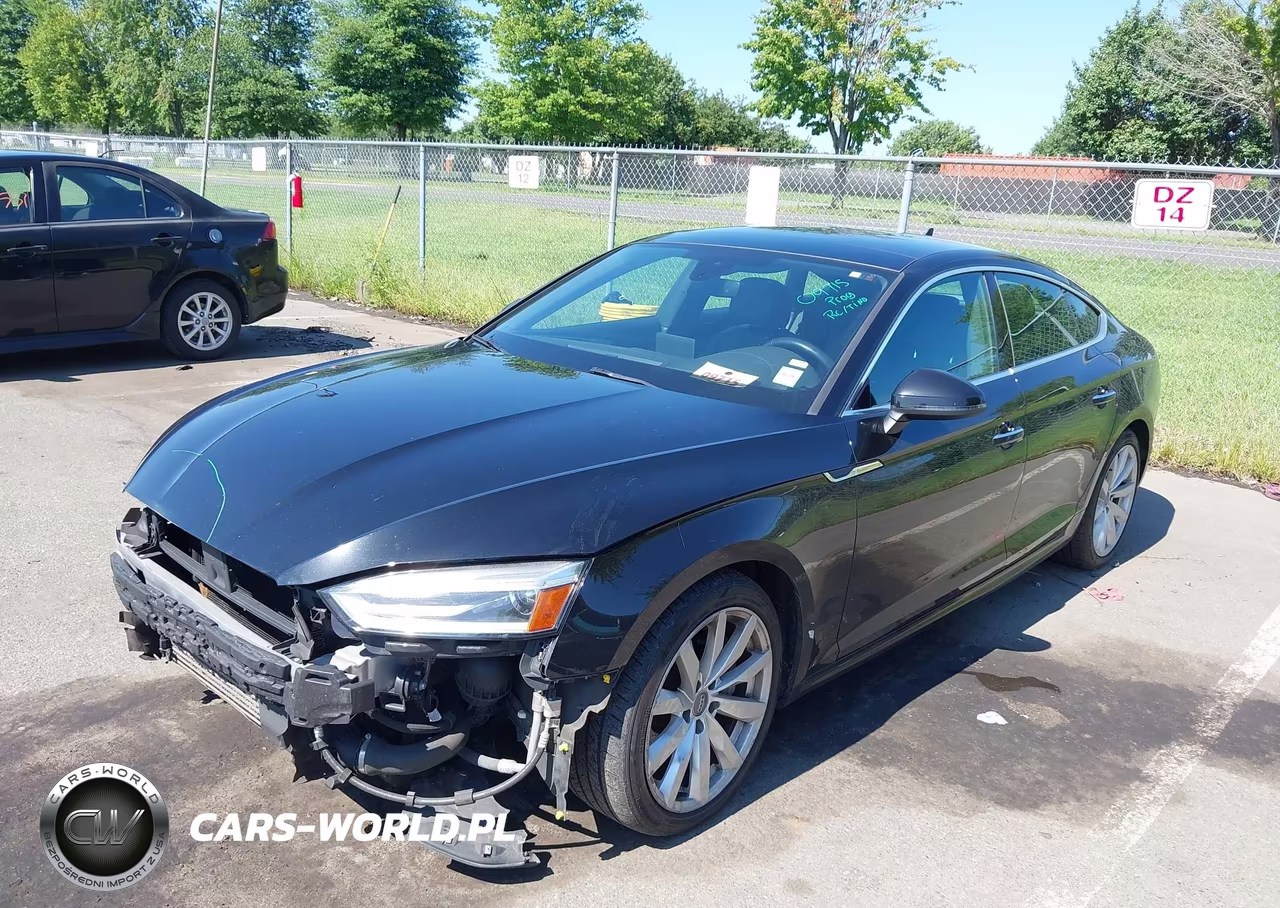 2018 Audi A5 2.0T Premium VIN:WAUANCF56JA014553 - 2