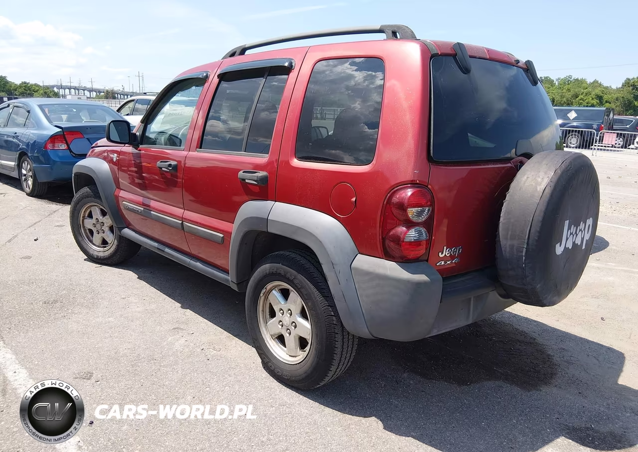 2006 Jeep Liberty Sport VIN:1J4GL48K56W253544 - 3