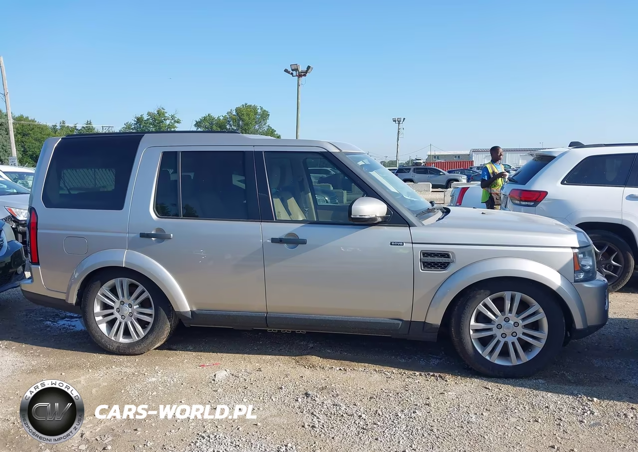 2016 Land Rover Lr4 VIN:SALAG2V6XGA792244 - 13