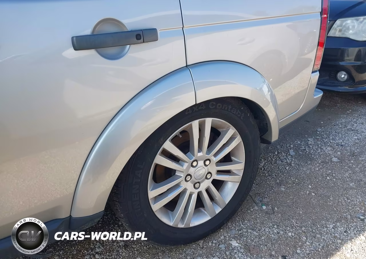 2016 Land Rover Lr4 VIN:SALAG2V6XGA792244 - 6