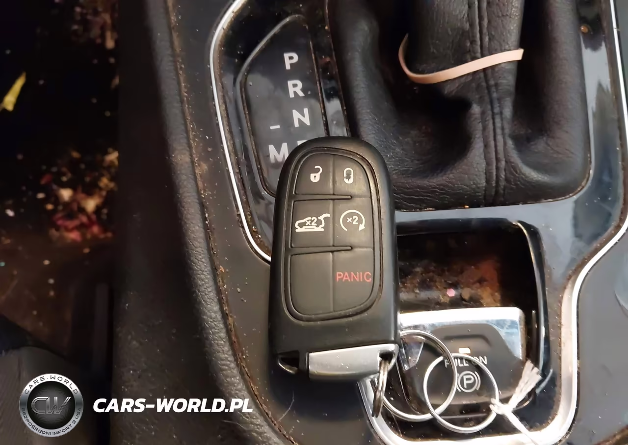 2019 Jeep Cherokee Limited 4X4 VIN:1C4PJMDXXKD435758 - 11
