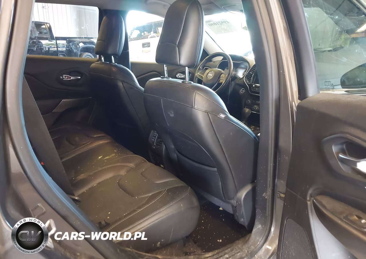 2019 Jeep Cherokee Limited 4X4 VIN:1C4PJMDXXKD435758 - 8