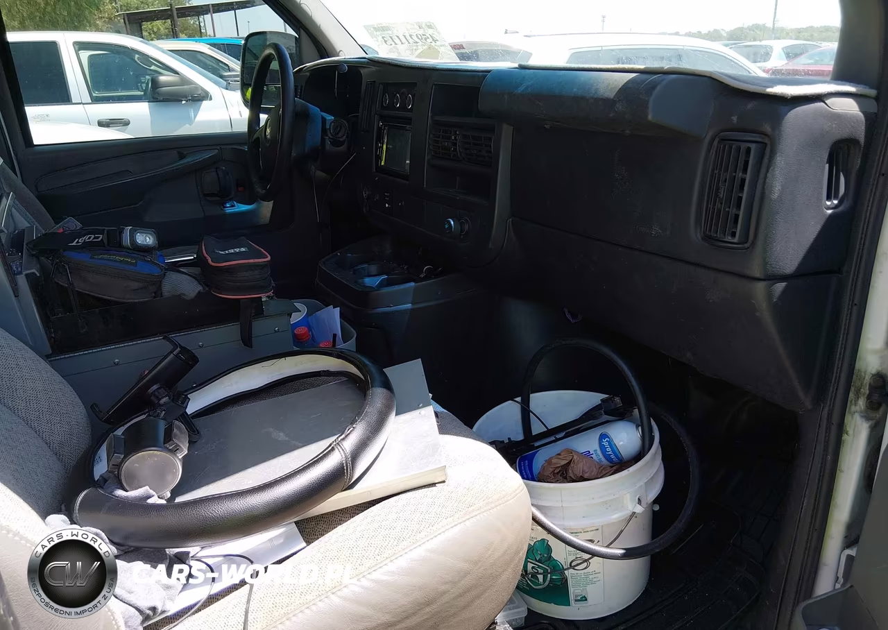 2012 Chevrolet Express 2500 Work Van VIN:1GCWGFCA9C1167856 - 5