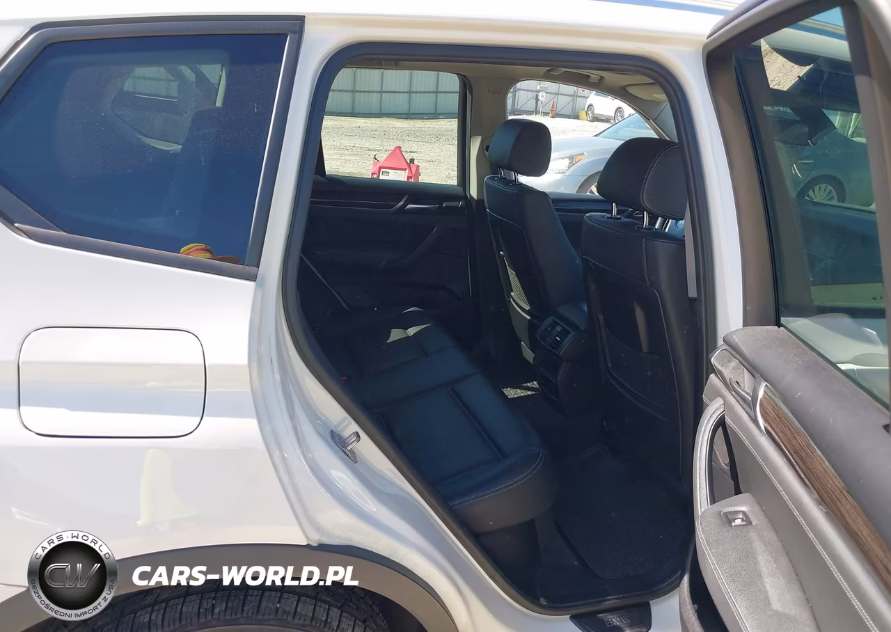 2015 BMW X3 xDrive28I VIN:5UXWX9C58F0D48561 - 8
