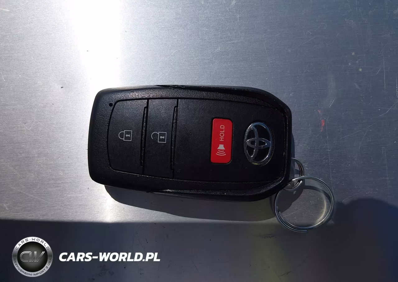 2024 Toyota Prius Xle VIN:JTDACAAU4R3045540 - 11