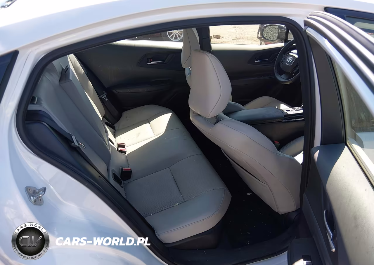 2024 Toyota Prius Xle VIN:JTDACAAU4R3045540 - 8