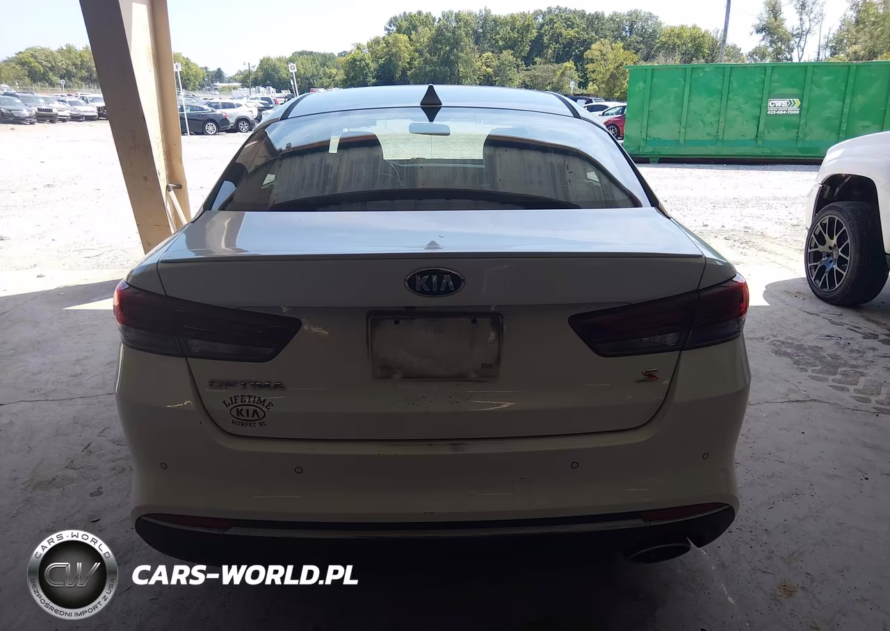 2018 Kia Optima S VIN:5XXGT4L37JG234199 - 16