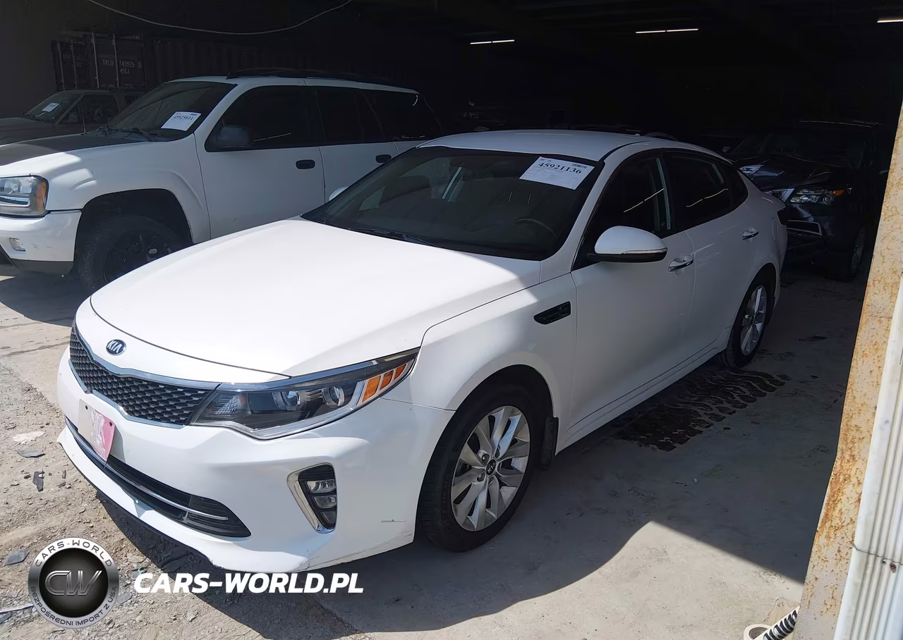 2018 Kia Optima S VIN:5XXGT4L37JG234199 - 2