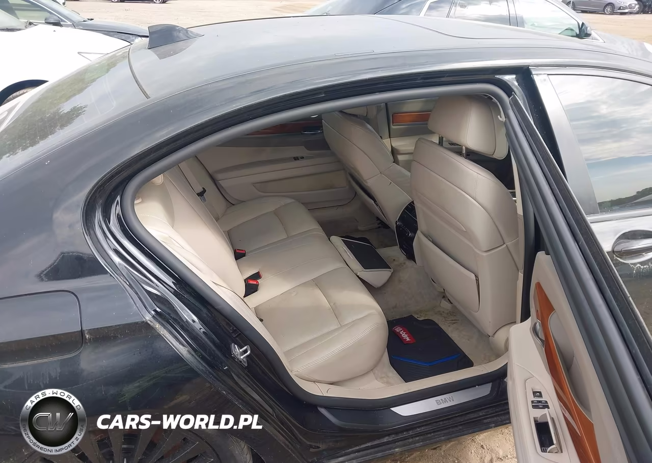 2012 BMW 750Li xDrive VIN:WBAKC8C52CC436970 - 8