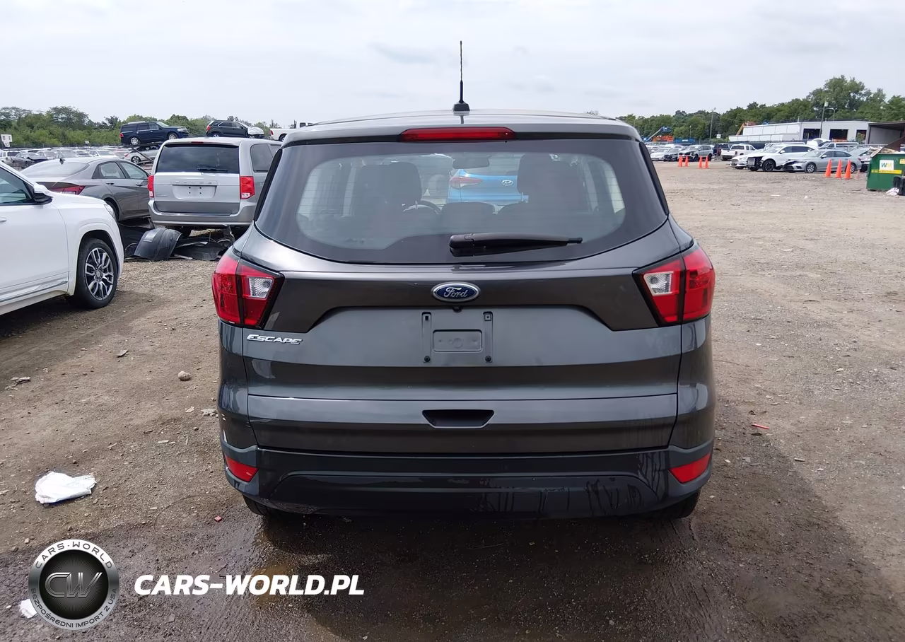 2019 Ford Escape S VIN:1FMCU0F77KUA76649 - 16