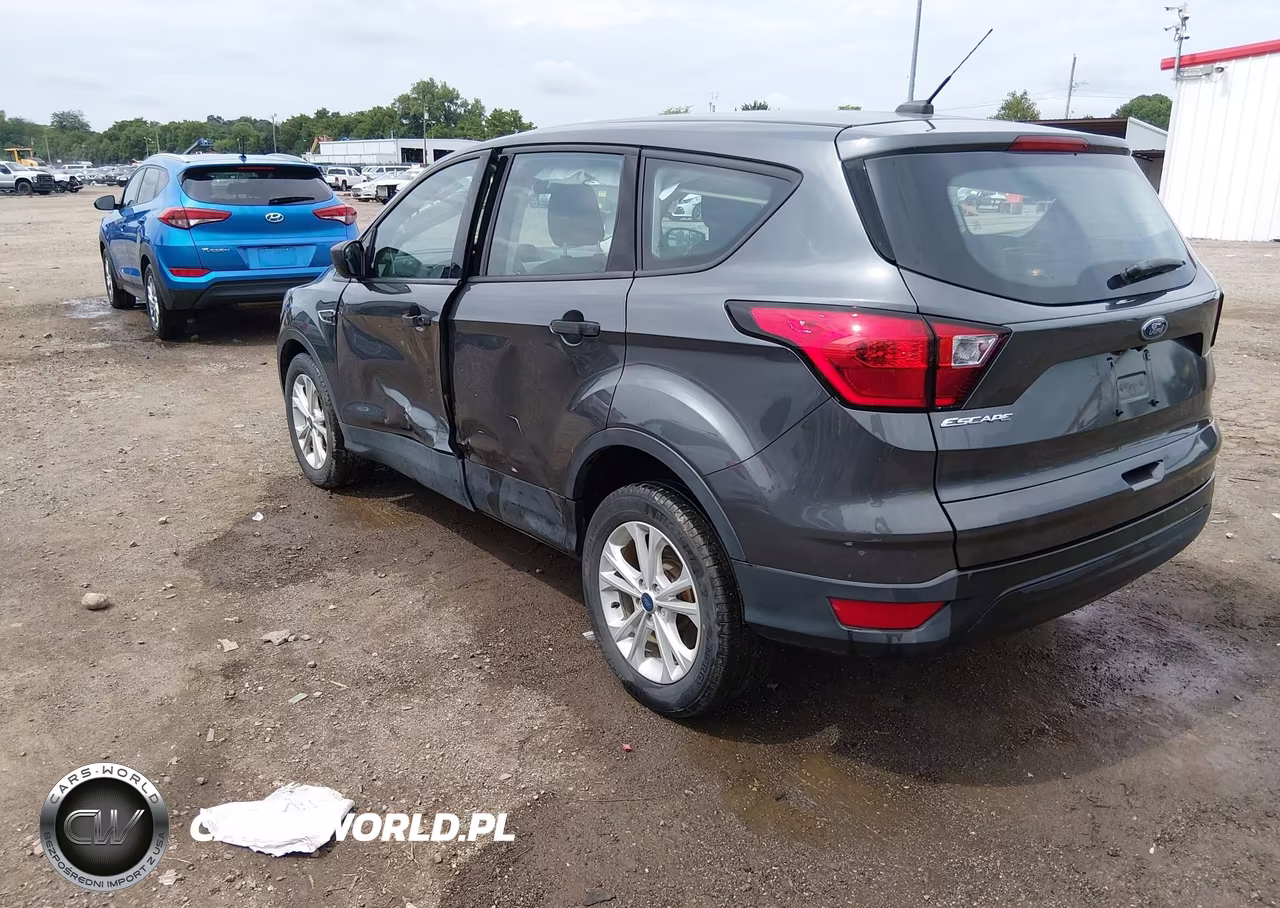 2019 Ford Escape S VIN:1FMCU0F77KUA76649 - 3