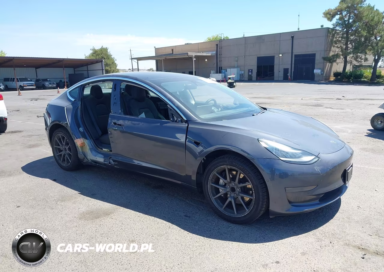 2019 Tesla Model 3 Long Range-Mid Range-Standard Range-Standard Range Plus – zdjęcie 1 z 19