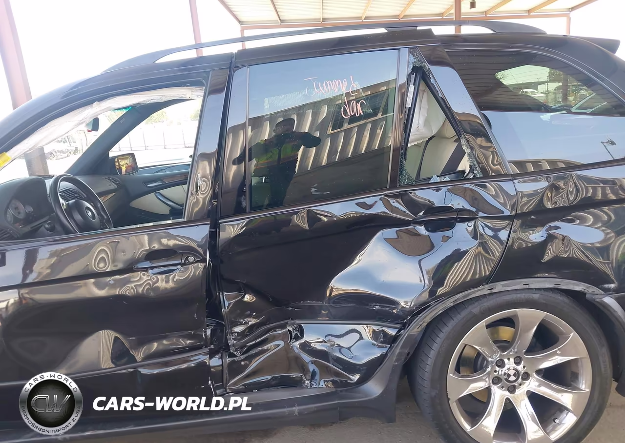 2006 BMW X5 4.8Is VIN:5UXFA93536LE84421 - 6