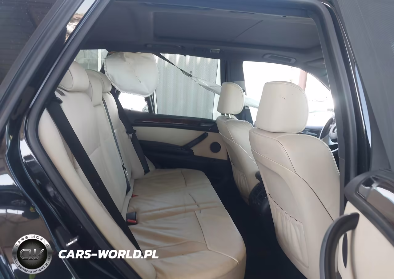 2006 BMW X5 4.8Is VIN:5UXFA93536LE84421 - 8