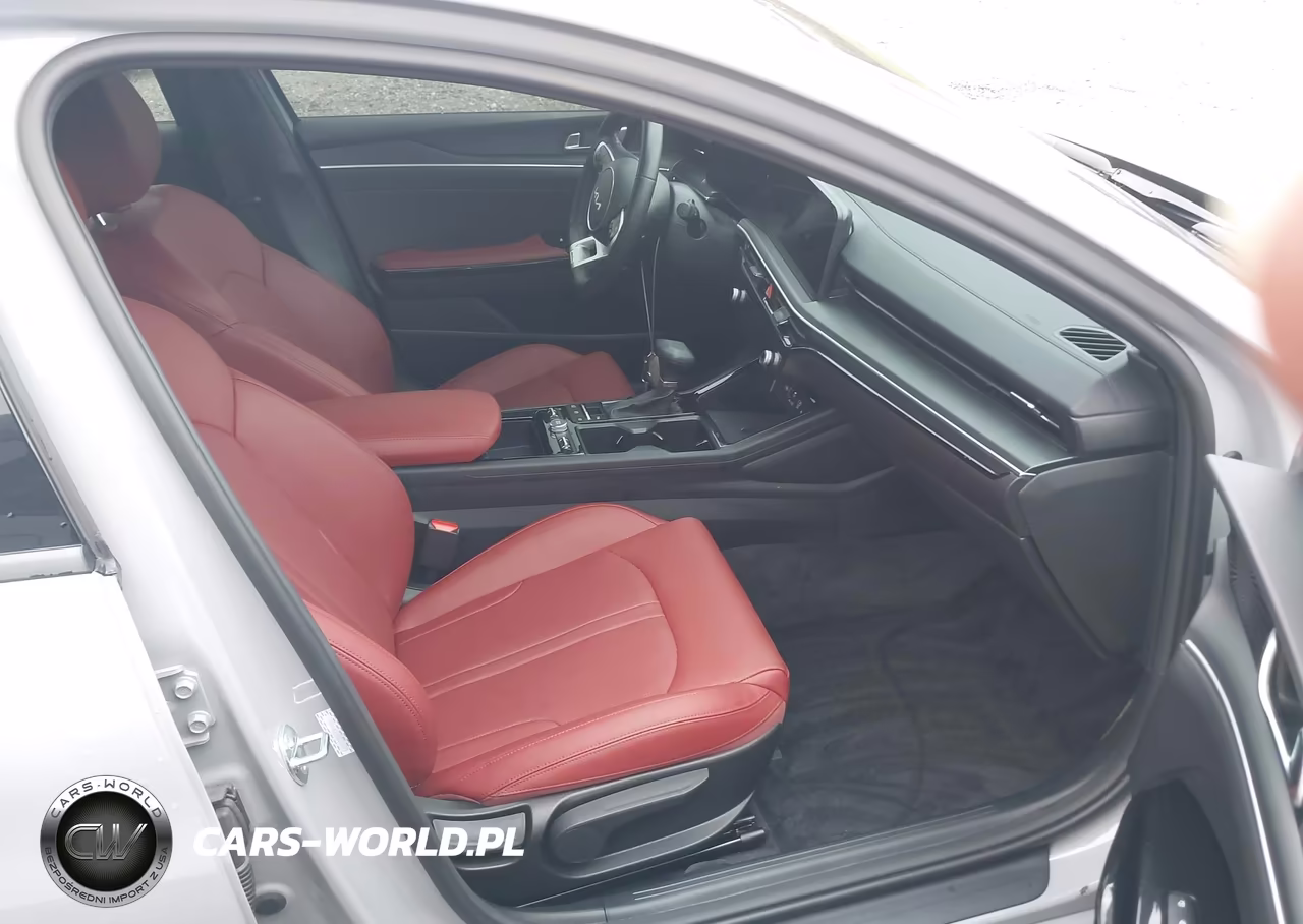 2025 Kia K5 Gt-Line VIN:KNAG64J76S5370291 - 5