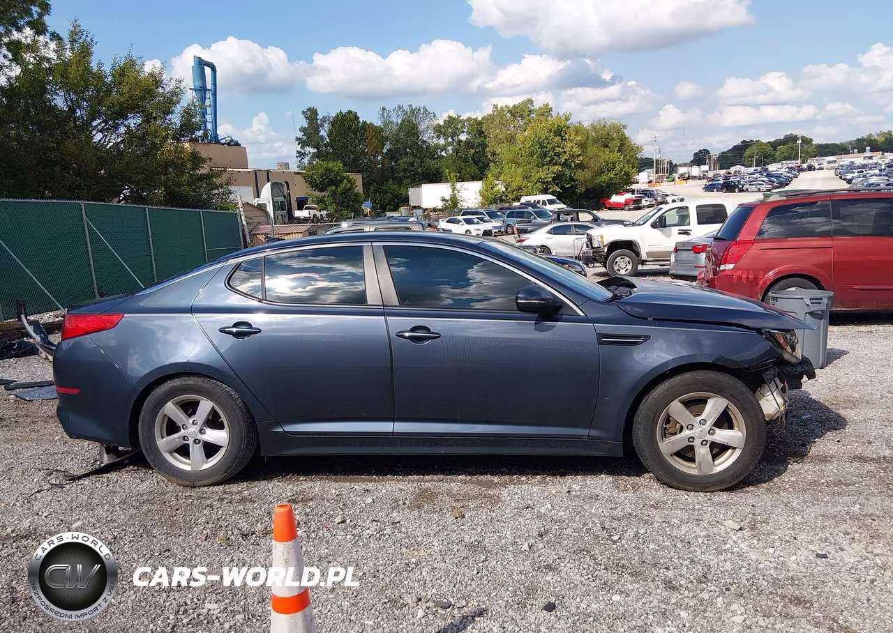 2015 Kia Optima Lx VIN:KNAGM4A70F5577111 - 14