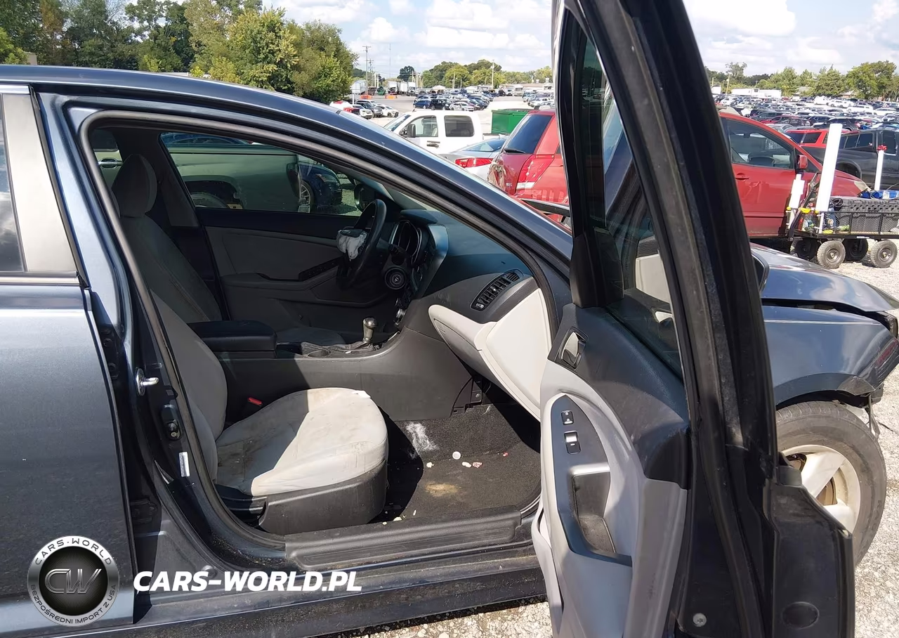 2015 Kia Optima Lx VIN:KNAGM4A70F5577111 - 5