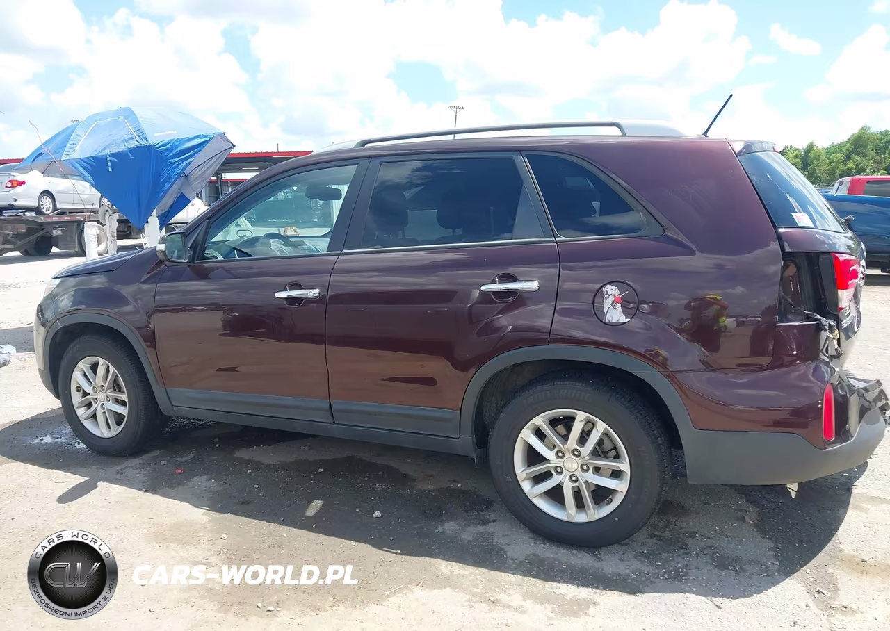 2015 Kia Sorento Lx VIN:5XYKT4A67FG659819 - 14