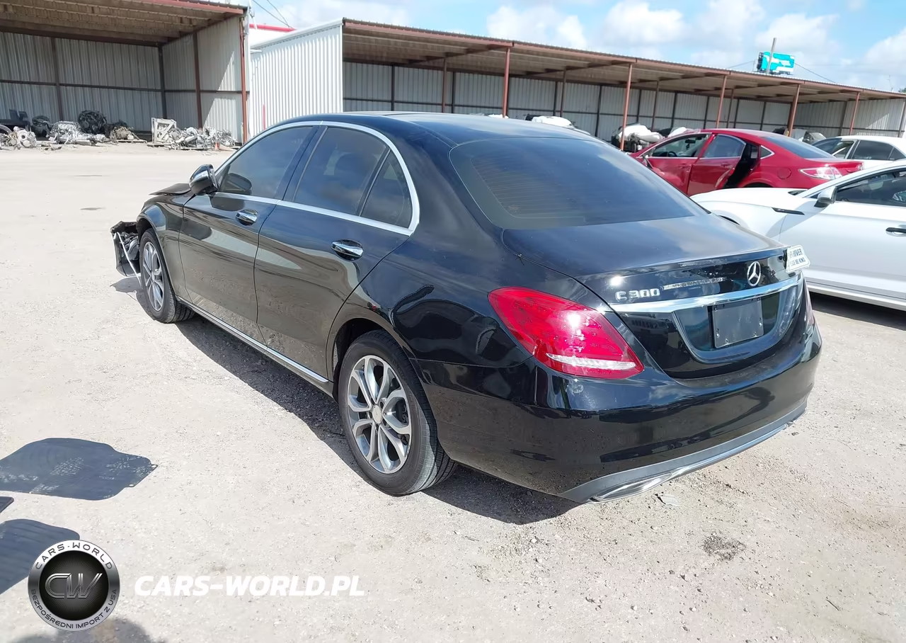 2015 Mercedes-Benz C 300 4Matic VIN:55SWF4KB2FU073457 - 3