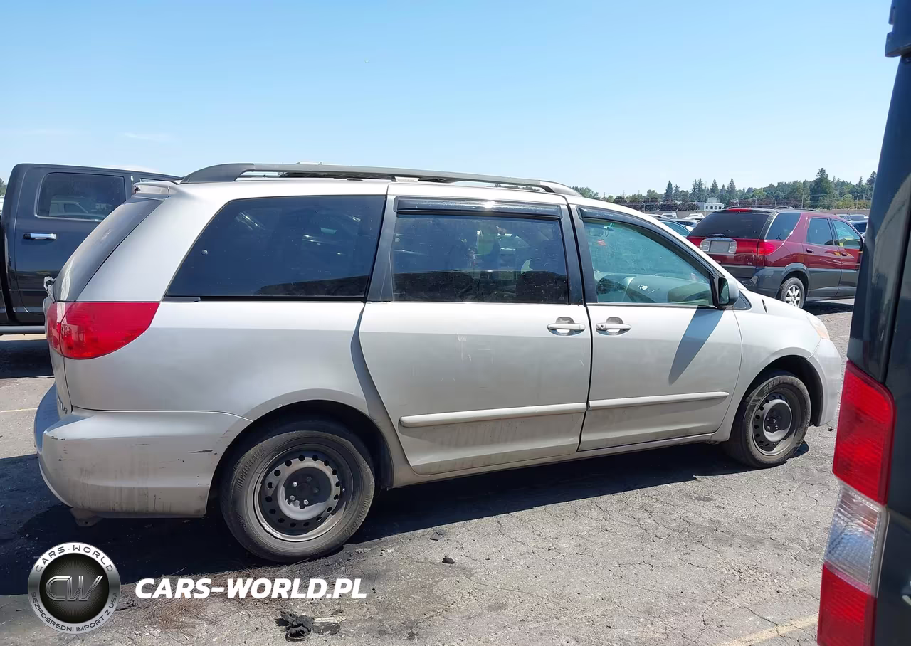 2007 Toyota Sienna Le VIN:5TDZK23C67S002099 - 13